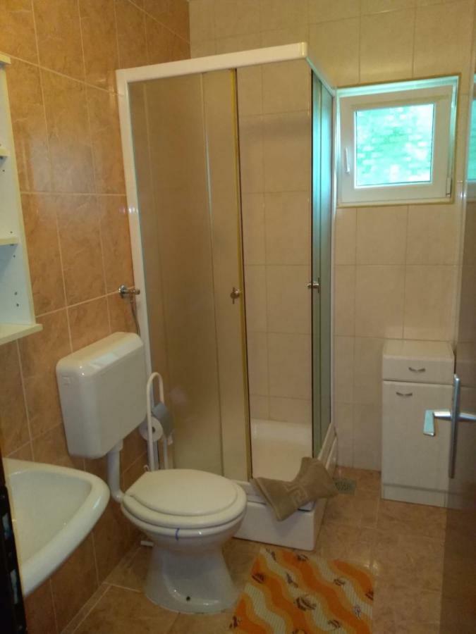 Apartmani Darko Kornić Exterior foto